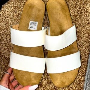 SIZE 7 WEDGE PLATFORMS 🤍